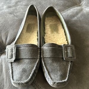 Ugg  gray loafers